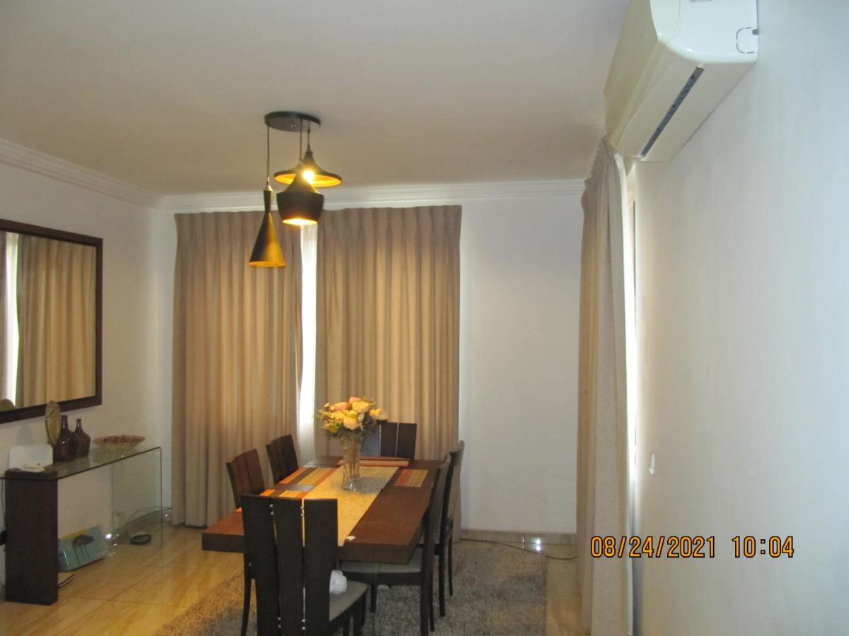 Bertha'S Court D-Plus Apartments Dzorwulu Bagian luar foto